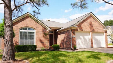 3915 Summerfield Dr in Pearland, TX - Building Photo - Building Photo
