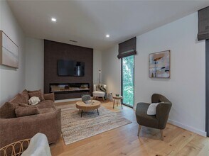 2806 Geronimo Trail in Austin, TX - Building Photo - Building Photo