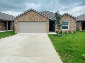 305 Cres Park Dr in Jarrell, TX - Building Photo
