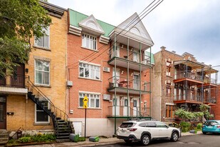 1322-1328 La Fontaine Rue in Montréal, QC - Building Photo