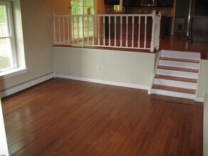 13 Erma Dr in Egg Harbor Township, NJ - Foto de edificio - Building Photo