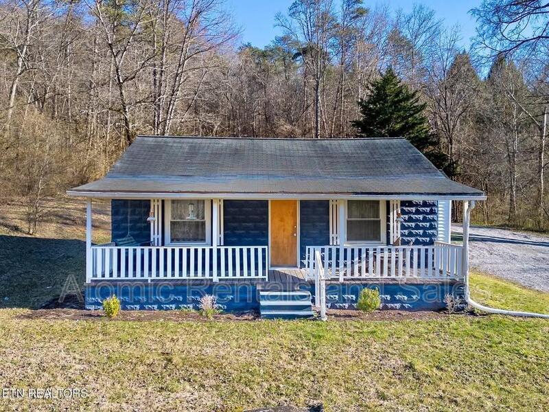 614 E Brushy Valley Dr in Powell, TN - Building Photo
