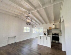 212 NE Entrada Ave in Port St. Lucie, FL - Building Photo - Building Photo