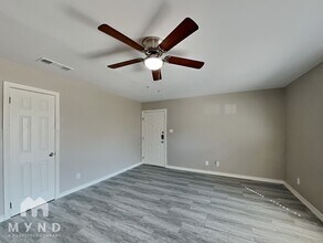 1507 Cardinal Dr in Ennis, TX - Building Photo - Building Photo