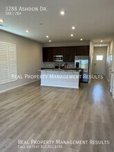 3288 Ashdon Dr in Newburgh, IN - Foto de edificio - Building Photo