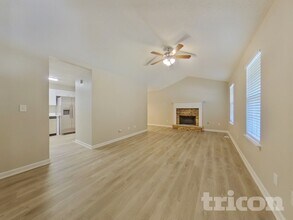 210 Legend Dr in Dallas, GA - Building Photo - Building Photo