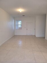 2685 SE 13th St in Homestead, FL - Building Photo - Building Photo