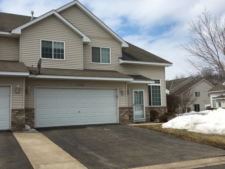 17320 River Birch Ln, Unit 17320 in Prior Lake, MN - Building Photo