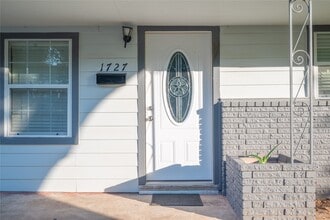 1727 Jones St in Rosenberg, TX - Building Photo - Building Photo