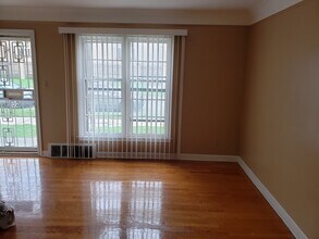 383 Merton Rd in Detroit, MI - Building Photo - Building Photo