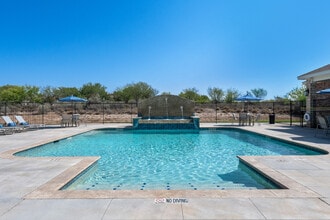 Stonegate Apartments in Del Rio, TX - Building Photo - Building Photo