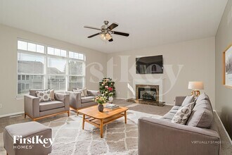 611 Geiser Brook Ct in Lake St. Louis, MO - Building Photo - Building Photo