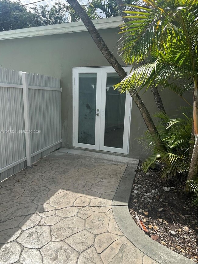 property at 11440 SW 47th St