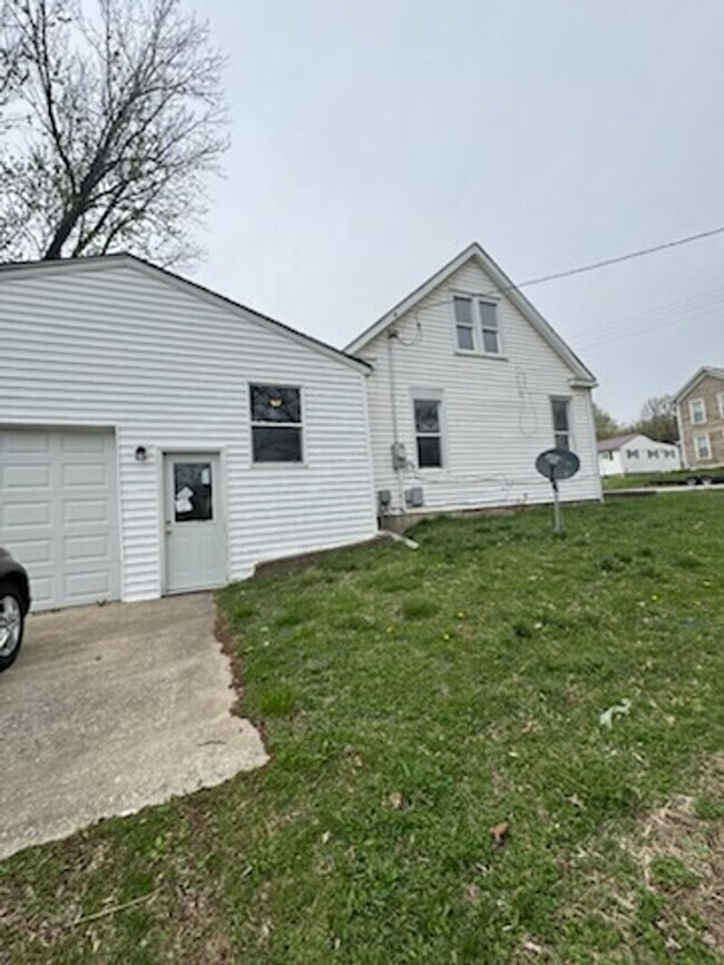 500 Frank Ford Rd in Louisiana, MO - Building Photo - Building Photo