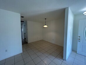 1228 SE 24th Ave in Cape Coral, FL - Building Photo - Building Photo