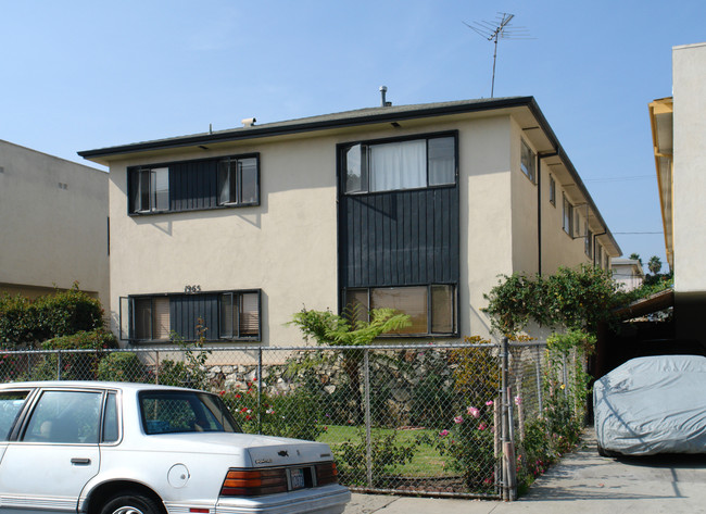 1965 S Sherbourne Dr in Los Angeles, CA - Building Photo - Building Photo