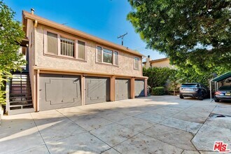 1260 Flores St in West Hollywood, CA - Building Photo - Building Photo