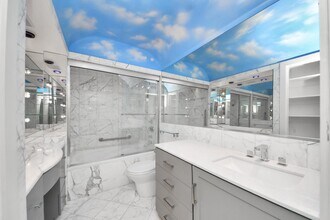 5050 Ambassador Way in Houston, TX - Building Photo - Building Photo