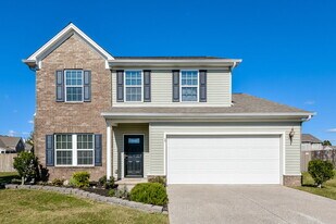 2016 Kingston Pl in Spring Hill, TN - Building Photo