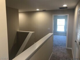 3820 Tilbor Circle in Ft. Myers, FL - Building Photo