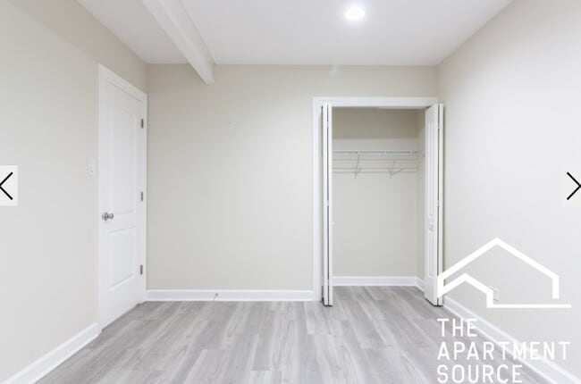 726 W Roscoe St, Unit 1 in Chicago, IL - Foto de edificio - Building Photo