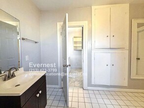 4612 1/2 Pickford Street in Los Angeles, CA - Building Photo - Building Photo