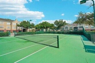 13001 Mulberry Park Dr in Orlando, FL - Building Photo - Building Photo