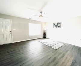 3817 Satinleaf Dr in Raleigh, NC - Building Photo - Building Photo