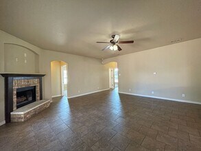 601 W Little Dipper Dr in Killeen, TX - Building Photo - Building Photo