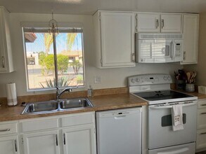 1623 Leisure World in Mesa, AZ - Building Photo - Building Photo