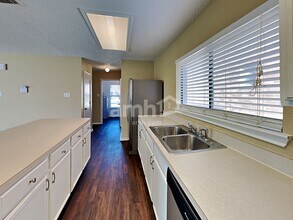 304 Sandlewood Ln in Cedar Hill, TX - Foto de edificio - Building Photo