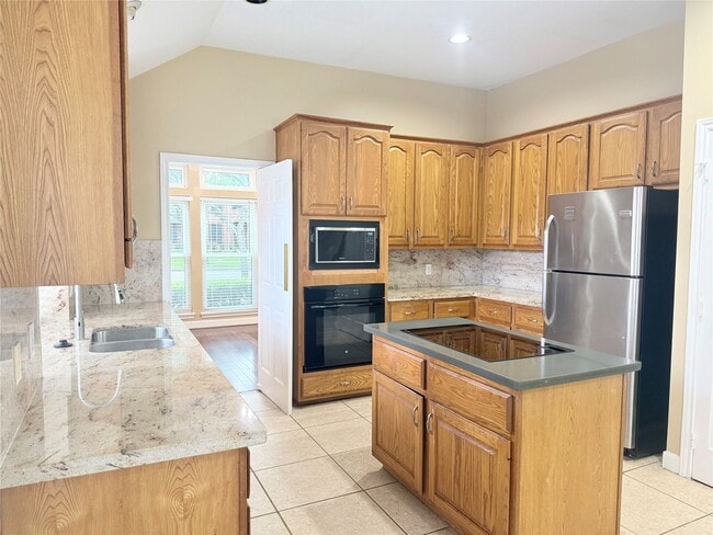 property at 5010 Rebel Ridge Dr