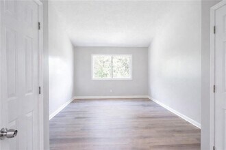 3989 Darryl Ln in Gainesville, GA - Foto de edificio - Building Photo