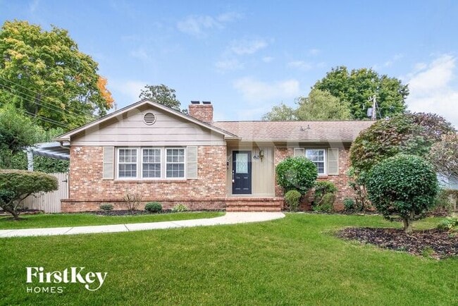 property at 1102 Pitt Pl