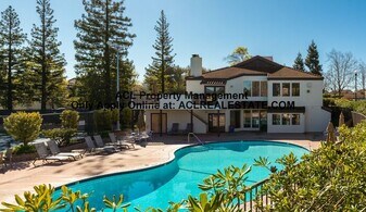 21100 Gary Dr in Hayward, CA - Building Photo