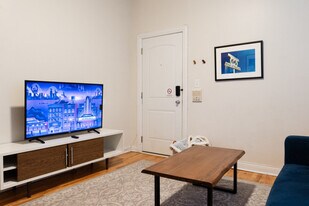 2149 W Division St, Unit SI ID1379029P in Chicago, IL - Building Photo