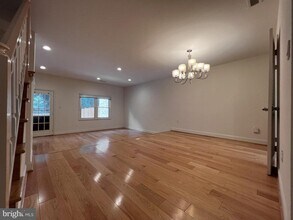 7537 Coddle Harbor Ln in Potomac, MD - Building Photo - Building Photo