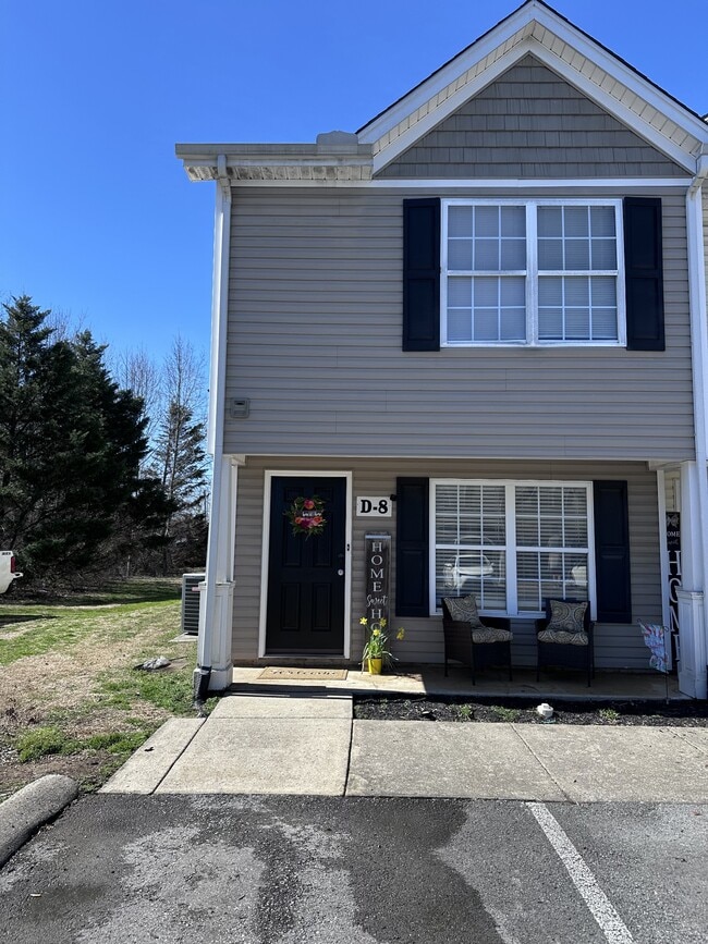 property at 2961 S Rutherford Blvd