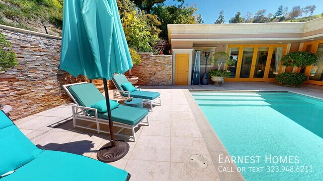 1831 Loma Vista Dr in Beverly Hills, CA - Building Photo - Building Photo