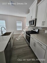 1037 Winding Spg Dr in Mebane, NC - Building Photo - Building Photo