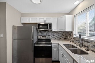 37 Lima St in Aurora, CO - Building Photo - Building Photo