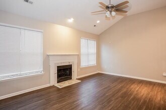 7437 Reedy Creek Rd in Charlotte, NC - Building Photo - Building Photo