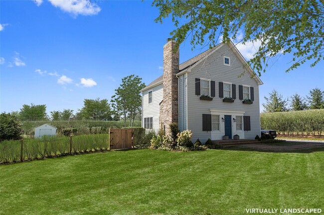 176 Lockwood Ave in Bridgehampton, NY - Building Photo - Building Photo