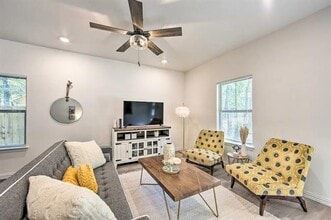 6150 Shawnee Dr in Mabank, TX - Building Photo - Building Photo