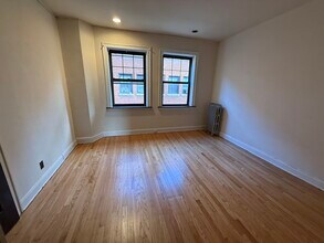 3258 Maple Ave in Berwyn, IL - Building Photo - Building Photo
