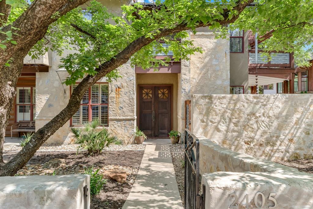 2405 Kinney Rd in Austin, TX - Building Photo