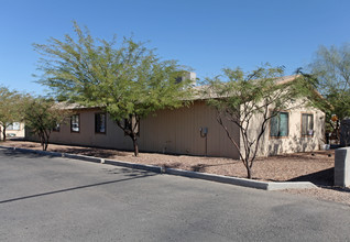 335 E Elvira St in Tucson, AZ - Building Photo - Building Photo