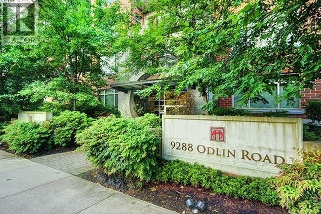 9288 Odlin Rd in Richmond, BC - Building Photo - Building Photo