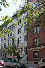 132 W 75th St in New York, NY - Building Photo - Building Photo