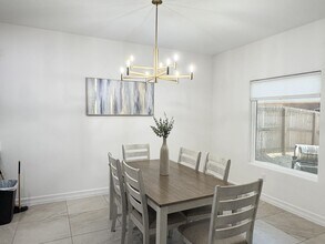 1508 Hebilla Ln in Laredo, TX - Building Photo - Building Photo